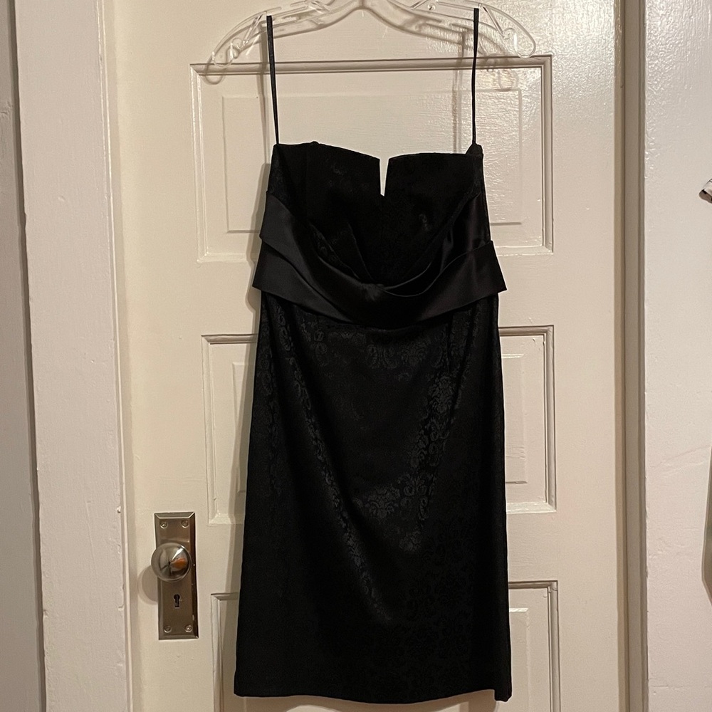 Elegant Black Strapless Dress